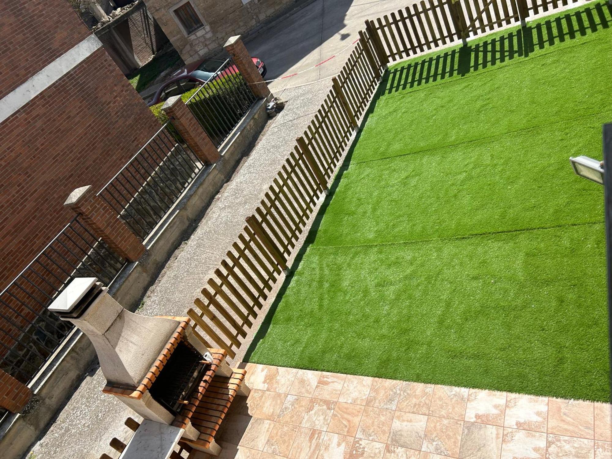 Dona Elvira Y Dona Sol Vivar del Cid Exterior foto